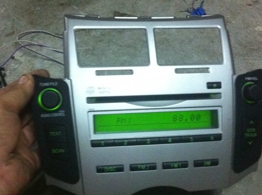 เครื่องเสียงติดมากับรถมากับรถ TOYOTA  VIOS แทบจะใหม่เพราะถอดจากรถ