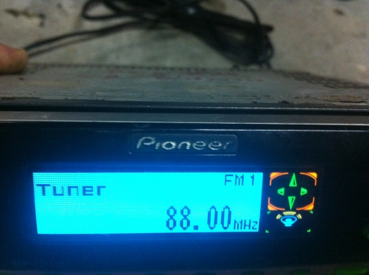 เครื่องเสียงติดรถยนต์ Pioneer เครื่องเล่น CD แบบถาดเปลี่ยน 6 แผ่น