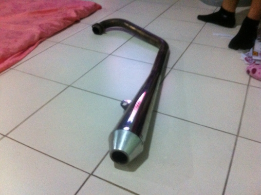 ท่อแสตนเลสแม็กกาโฟน SR 400