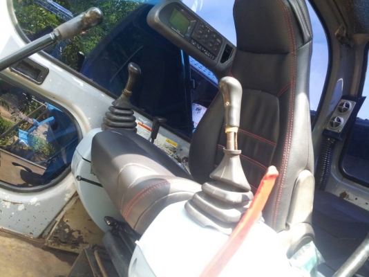 ขาย Kobelco SK200 MARK5 ราคา 1,150,000 บาท ขาย Kobelco SK200 MARK5 ราคา 1,150,000 บาท