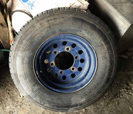 เพลาelf พร้อมกะทะ+ยาง1คู่ ใช้งานปกติรับประกันไม่หอน เพลาelf พร้อมกะทะ+ยาง1คู่ ใช้งานปกติรับประกันไม่หอน