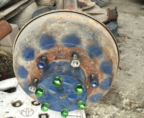 เพลาelf พร้อมกะทะ+ยาง1คู่ ใช้งานปกติรับประกันไม่หอน เพลาelf พร้อมกะทะ+ยาง1คู่ ใช้งานปกติรับประกันไม่หอน