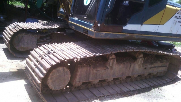 ขาย Kobelco SK200 MARK3 ราคา 850,000 บาท ขาย Kobelco SK200 MARK3 ราคา 850,000 บาท