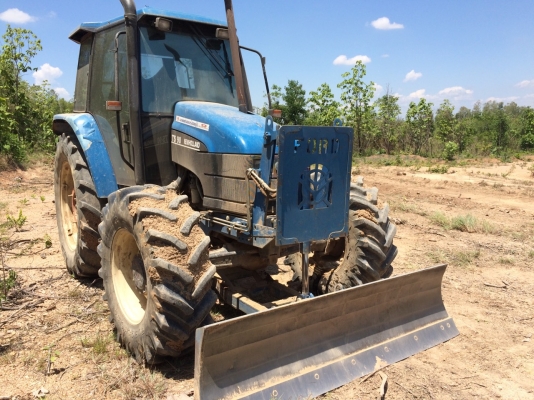 ขายรถไถ FORD TS90 2 เพลา ใบมีดดันหน้า 4 จาน เอกสารใบแจ้งจำหน่าย ราคา 750000