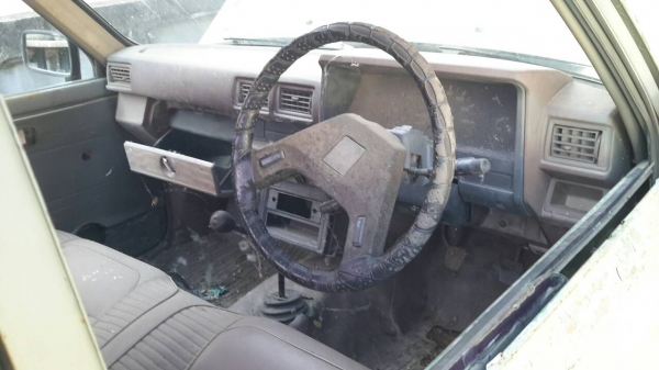 รถปิ๊กอัพโตโยต้าฮีโร้2คัน(ขายตามสภาพ) รถปิ๊กอัพโตโยต้าฮีโร้2คัน(ขายตามสภาพ)