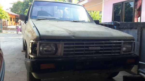 รถปิ๊กอัพโตโยต้าฮีโร้2คัน(ขายตามสภาพ) รถปิ๊กอัพโตโยต้าฮีโร้2คัน(ขายตามสภาพ)