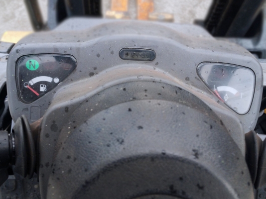 ขายโฟล์คลิฟ ปี2010 KOMATSU รุ่นล่าสุด2.5 ตัน สภาพดีมากๆพร้อมใช้งาน เกียร์AUTO ระบบครบ โทร 094-4267888 จะเด็ด