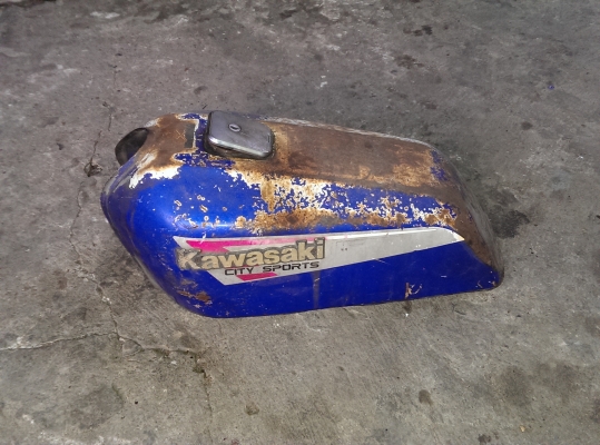 ขายถังน้ำมัน KAWASAKI GTO. สภาพดีไม่รั่วพร้อมใช้งาน