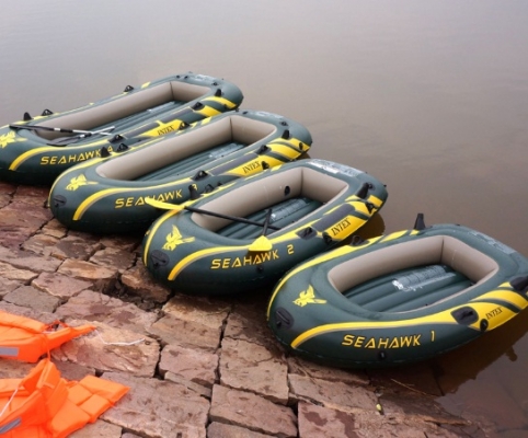 ขายเรือขายSeahawk4 พร้อมเครื่องhangkai3.5 ปี2015พร้อม แท่นเครื่องแสตนแลสอย่างดี ขาย 19000-