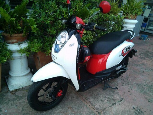 ทะเบียนสวยพร้อมรถ  honda scoopy 110i ปี52 แดงขาว ล้อโต  25,000