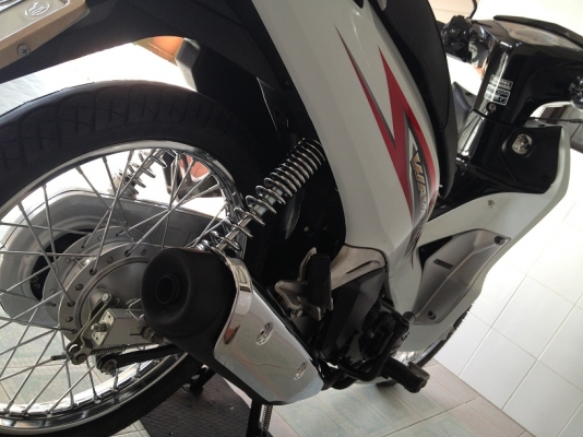 Wave125i โฉมล่าสุด ลายใหม่ สต๊าดมือ วิ่ง5000 รถ6เดือน (ของแถม 4 รายการ)
