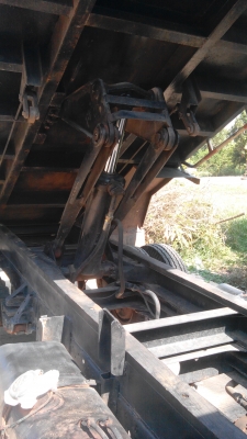 ขายหกล้อดั้มเกษตร  ISUZU  100 แรง