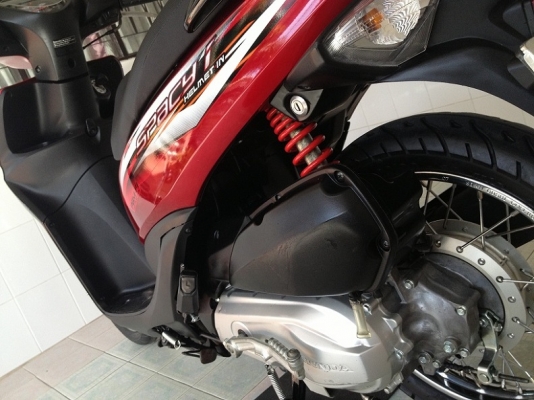 Spacy-i รถบ้าน ใช้น้อย สภาพเดิม ปี56 (ของแถม 4 รายการ)