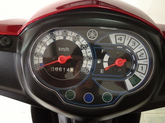 Spark115i สต๊าดมือ วิ่ง8000 ปี56 (ของแถม 4 รายการ)