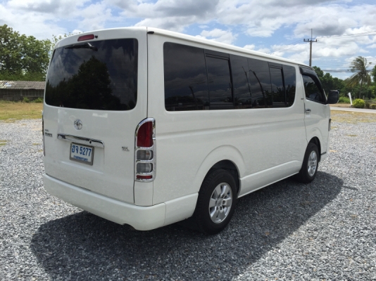 ขาย รถตู้ HIACE GL D4D 2500 พวงมาลัยเพาเวอร์ กระจกไฟฟ้า เดิมๆ วิ่ง 104000 โล ยางใหม่ แอร์เย็น เครื่องเงียบ  สภาพสวย มีจอ 2 จอ