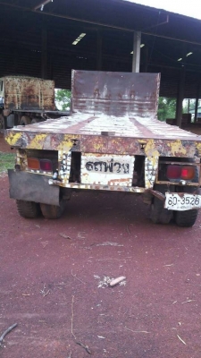 เคื่องEK100/เพลาเดียวZM ชัดชีKT925แม่-ลูกราคาพ่วละ 550000฿มี2พ่วชัดชีมีบวมนิด ยางไม่สวย 090-772-3710 098-539-6074