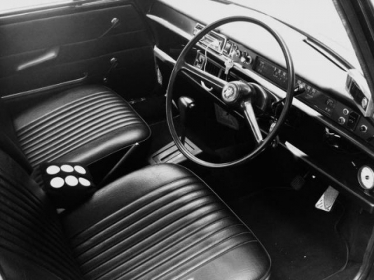 @@ ขาย AUSTIN 1300 MK2 สี่ประตูสีดำหลังคาขาวทะเบียนแท้ไม่ขาดต่อ @@ @@ ขาย AUSTIN 1300 MK2 สี่ประตูสีดำหลังคาขาวทะเบียนแท้ไม่ขาดต่อ @@