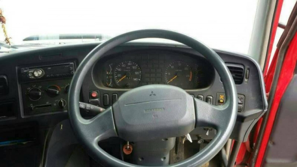 ขายมิตชู380แรงดั้มติดแก๊ส ชื้อมาป้ายแดงตอนนี้วิ่งได้ 4หมื่นโลชื้อมาพ่วงละ5ล้านกว่ จะขายพ่วงละ275000฿ครับ มีอยู่10พ่วงราคานี้ต่อรองได้ แบ่งขายก็ได้-เหมาหมดก็ได้ 090-772-3710 098-539-6074