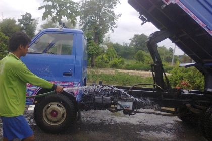 ขายหกล้อดั้มเกษตร  ISUZU  100 แรง