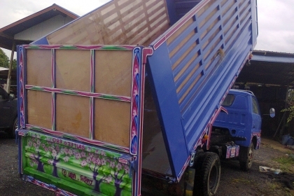 ขายหกล้อดั้มเกษตร  ISUZU  100 แรง