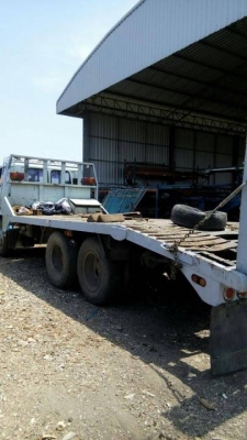 รถเทนเลอร์สิบล้อเพลาเดียว ISUZU JCMเคื่อง185วางหัวROCKEYเบรคทิพฟี่ราคา500,000 090-772-3710 098-539-6074