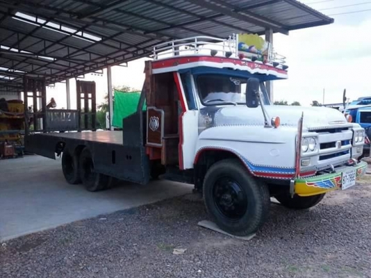 รับงานต่อเติม ต่อเทรลเลอร์ขึ้้นรถเกี่ยวข้าว ขึ้นรถแบคโค ต่อกระบะดั้มพร้อมติดตั้ง โดยมีทีมงานช่างที่มีประสบการณ์ พร้อมทำสีแล็บลาย ราคาเป็นกันเอง ส่งงานตามเวลาที่กำหนด สนใจโทร 090-8588220คุณนะ 093-3258446คุณบิว