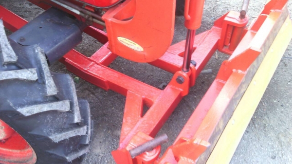 ขายรถไถ KUBOTA M5000 พร้อมดันหน้า รถสวยสภาพดี ราคา 335,000 อ.แกลง จ.ระยอง สอบถาม 0818618678 id line=carbonthai