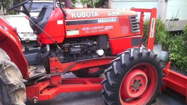 ขายรถไถ KUBOTA M5000 พร้อมดันหน้า รถสวยสภาพดี ราคา 335,000 อ.แกลง จ.ระยอง สอบถาม 0818618678 id line=carbonthai