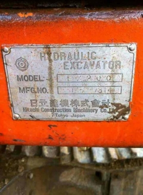 ขายรถแบคโฮ HITACHI EX200-1 สวยพร้อมใช้มีเอกสารพร้อมราคา 500,000 090-772-3710 098-539-6074