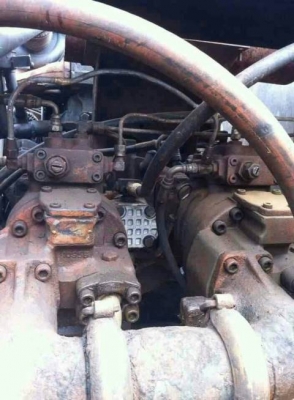 ขายรถแบคโฮ HITACHI EX200-1 สวยพร้อมใช้มีเอกสารพร้อมราคา 500,000 090-772-3710 098-539-6074