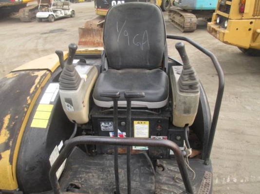 รถขุด CAT 303 สภาพพร้อมใช้งานค่ะ