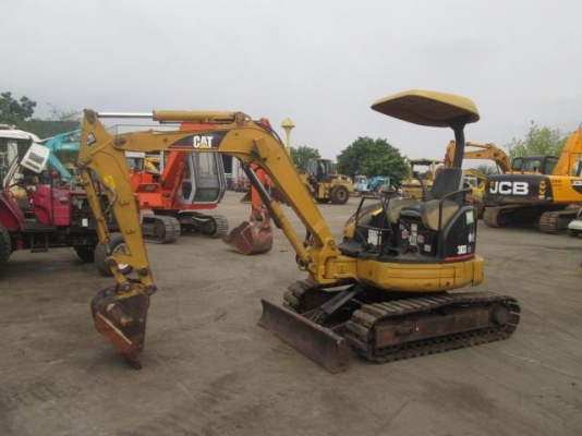 รถขุด CAT 303 สภาพพร้อมใช้งานค่ะ