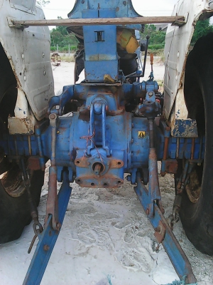 ขายรถไถ FORD 77 T3 ถูกๆ เดิมๆๆตามสภาพตามรูป ราคาตัด สอบถามได้