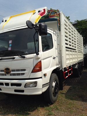 ขาย HINO MEGA 220HP ปี2547 กระบะเหล็ก7.5 ม.