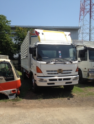 ขาย HINO MEGA 220HP ปี2547 กระบะเหล็ก7.5 ม.