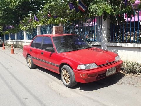 ขาย Civic โฉมเตารีด ปี 1988 ราคา 42,000 บาท ขาย Civic โฉมเตารีด ปี 1988 ราคา 42,000 บาท