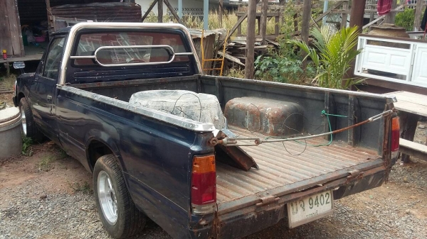 ลดราคาขาย dutsun 720