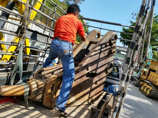 ขึ้นรถส่งให้แล้วนะครับ - หัวเจาะกระแทกปูน เบรกเกอร์ สำหรับ PC200 ไปเมียนมาร์ ทะเบียนรถและคนขับตามรูปเลยครับ ขึ้นรถส่งให้แล้วนะครับ - หัวเจาะกระแทกปูน เบรกเกอร์ สำหรับ PC200 ไปเมียนมาร์ ทะเบียนรถและคนขับตามรูปเลยครับ