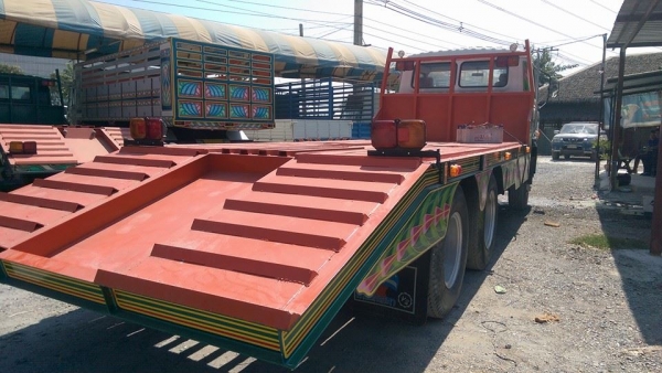 10 ล้อโปรเฟีย 3 ใบปัด 2 เพลา เครื่อง 260 แรง หางแบคโคร พร้อมใช้งาน