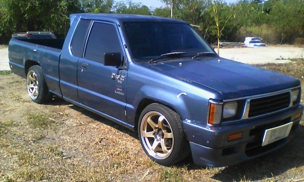 Cyclone แค๊ป แต่งนิด ๆ แม็ก 17 พวงมาลัยพาวเวอร์ สีบาง ๆ ไม่มีผุ