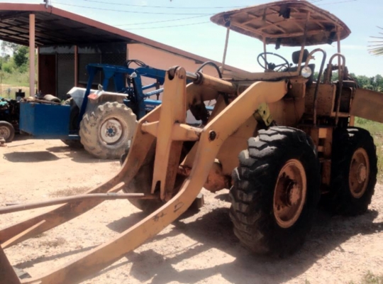 **305,000 บ.ต่อรอง/// รถตักล้อยาง JH30 เอวแข็ง **ขาย KOMATSU JH30B รถตักล้อยาง เอวแข็ง ยอดนิยม WHEEL LOADER KOMATSU JH30B รถตักล้อยาง เอวแข็ง ต่อแขน ขยายบุ้งกี๋ เรียบร้อย ตัก1-1.5คิว เครื่องเดิม ปั้มเดิม เกียร์ท็อร์ค เครื่อง DA220-4สูบ แน่นดี แรง ปั้มดี แ