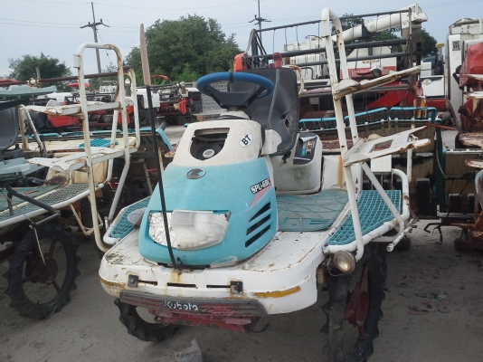 รถดำนานั่งขับ 6 แถว ราคา 27,000 บาท(ตามสภาพ) รถดำนานั่งขับ 6 แถว ราคา 27,000 บาท(ตามสภาพ)