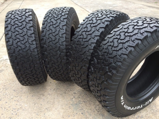 BF Goodrich All-terrain ขนาด 265 75 r16 ดอก8มิล