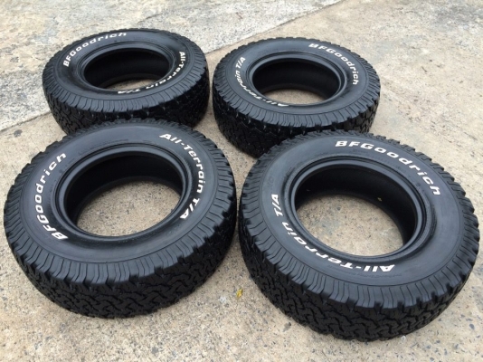 BF Goodrich All-terrain ขนาด 265 75 r16 ดอก8มิล