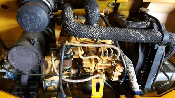 ขาย รถขุด KOMATSU รุ่น PC15 มือสองญี่ปุ่น สวย พร้อมใช้งาน มือถือ/LINE ID: 0818753444 ขาย รถขุด KOMATSU รุ่น PC15 มือสองญี่ปุ่น สวย พร้อมใช้งาน มือถือ/LINE ID: 0818753444