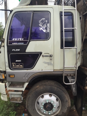 HINO FL3M สภาพรถ 90\%  ยอดจัดไฟแนนซ์ได้ 600,000 บาทคะ