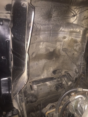 HINO FL3M สภาพรถ 90\%  ยอดจัดไฟแนนซ์ได้ 600,000 บาทคะ