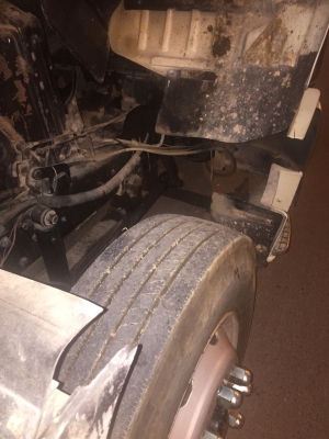 HINO FL3M สภาพรถ 90\%  ยอดจัดไฟแนนซ์ได้ 600,000 บาทคะ