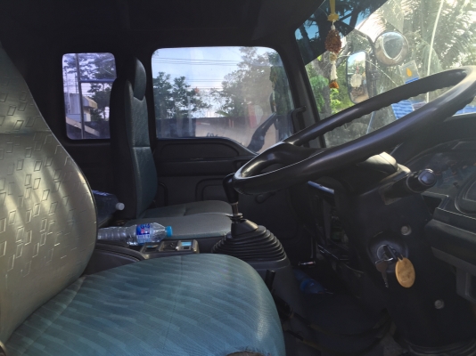 10ล้อดั้ม270แรงยูโร2...มีระบบลาก ใช้6แสนกว่ากิโล รถสวย สภาพดี เล่มพร้อม