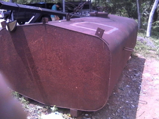 ขายด่วน!!!!!ถังน้ำราคาถูก  6,000 ลิตร